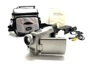 Sony DCR-TRV9E Mini DV Tape Digital Video Camera Handycam Set TRV900 VX1000 - Picture 1 of 17