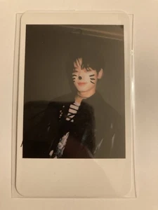 Tarjeta fotográfica de revista The Boyz KNIGHT China a - Imagen 1 de 2