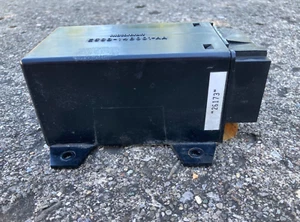 Módulo de entrada sin llave OEM Ford Thunderbird-Mercury Cougar 1985-1988, cupé turbo - Imagen 1 de 5