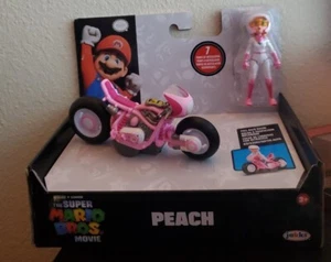 Super Mario Bros Movie Princess Peach Figure & Pull Back Racer Kart NIB NEW - Bild 1 von 5