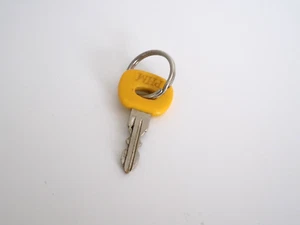 SHOPRIDER CADIZ mobility scooter spare parts: KEY (GENUINE) - Imagen 1 de 3