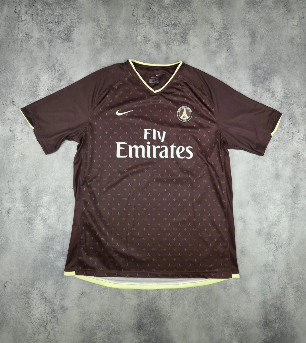 Paris Saint-Germain XL Size International Club Soccer Fan Apparel