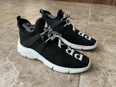 Auténticas zapatillas tejidas con logotipo de Prada EE. UU. 8 / UE 41 (se ajusta como 9,5 EE. UU. - funciona a lo grande) Foto 1 de 4