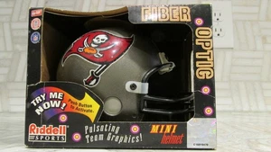 Riddell Sports Fiber Optic Pulsating Mini Tampa Bay NFL Team Football Helm Box - Bild 1 von 7