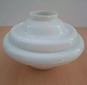 alter Opalglastank Petroleumlampe weiß - Bild 1 von 11