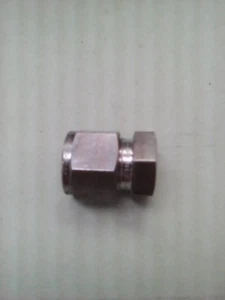 Bloque de tubos Hy-lok cm 8, 1/2 - Imagen 1 de 3