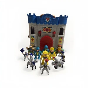 Redbox Medieval Top Castle Play set With Great adventure Knight Figures B16 - Bild 1 von 12