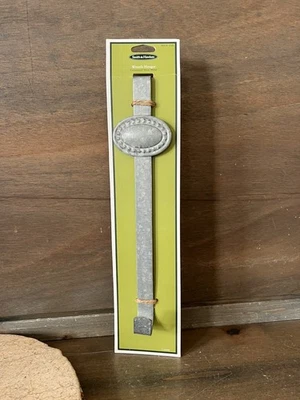 ВЕШАЛКА ДЛЯ ВЕНКОВ SMITH & HAWKEN ОЦИНКОВАННЫЙ ЛИСТОВОЙ МЕТАЛЛ НАД ДВЕРЬЮ СТИЛЬ НОВАЯ - Изображение 1 из 4