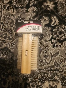 Elite Wooden Nail Brush - Picture 1 of 1