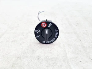 INTERRUPTOR DE CONTROL DE DESACTIVACIÓN DE AIRBAG PASAJERO RENAULT KADJAR 681995290R 2017 - Imagen 1 de 16