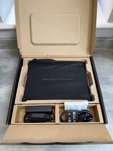 Dell Latitude 7455 14" QHD+ Touchscreen Snapdragon X Elite 32GB RAM 1TB SSD New - Picture 1 of 15