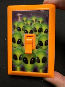 Rare Hard To Find Alien Battery Operated Light Switch. - Picture 1 of 7