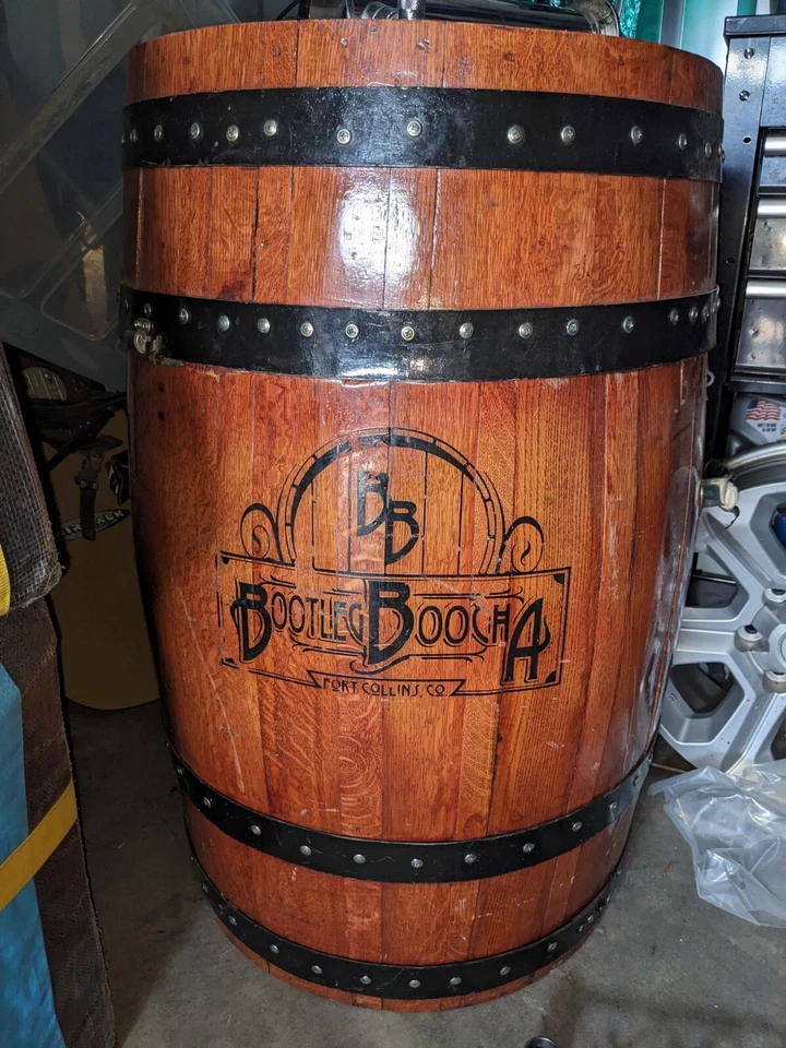 Kegerators de barril de roble / dispensadores de cerveza Foto 1 de 4