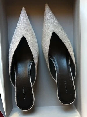 NUEVO EN CAJA CUCHILLO BALENCIAGA MULAS L40 BRILLO BECERRO PLATA CUERO TALLA US 7/37 AGOTADO Foto 1 de 4