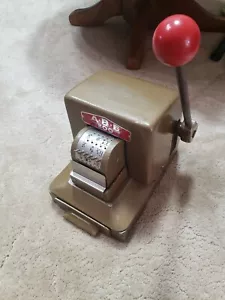 A-B-E American Bank Equipment 800 Perforator 6 Wheel Dater Vintage Rare (W) - Picture 1 of 10