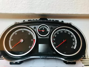 Opel Corsa D Tachoreparatur Kombiinstrument Komplettausfall div. Fehler - Bild 1 von 3