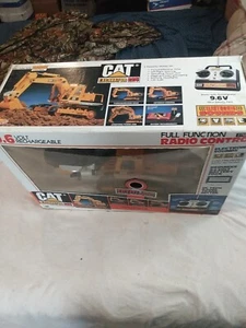 RC CAT Excavator 225 1992 9.6 Volt Rechargeable Large 1:20 Scale RC New - Picture 1 of 12