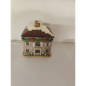 Lefton Colonial House Colonial Village Christmas House 1986  - Picture 1 of 8