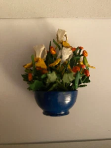RARA casa delle bambole artigianali vintage ciotola di fiori in metallo dipinta a mano - Foto 1 di 15