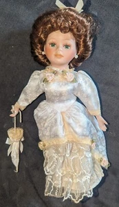 12 Zoll Lady Danielle Puppe, Vintage Sammlung Porzellan viktorianischer Regenschirm mit Ständer - Bild 1 von 9