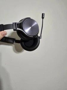 Corsair Virtuoso MAX Wireless Headset - Picture 1 of 3