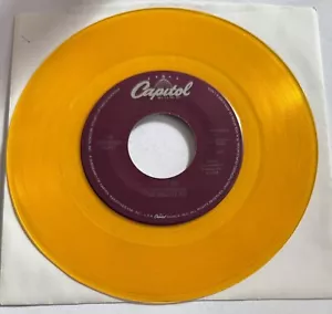 The Beatles Let It Be Capitol/Cema 17695 45rpm GOLD Vinyl (1994) Near Mint! - Imagen 1 de 4