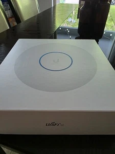 Ubiquiti UniFi U6 Pro 4.8Gbps Wi-Fi PoE Wireless Access Point - White - Bild 1 von 5
