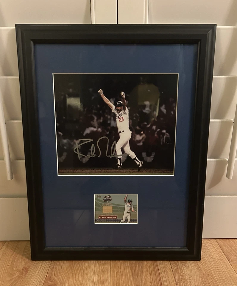 Tarjeta de murciélago usada firmada por Kirk Gibson con foto y juego - Los Angeles Dodgers Foto 1 de 4