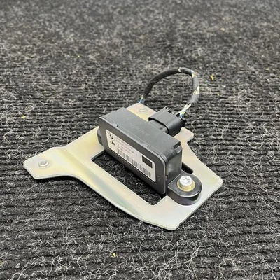 ☑️ 06-13 OEM BMW E88 E90 E92 E93 335 M3 Speed Rotational YAW Rate Sensor Module - Image 1 of 4