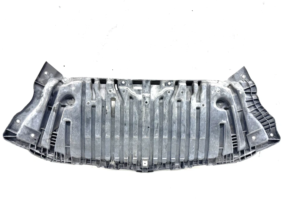 Mercedes-Benz E250 E350 W212 2011-2016 guardabarros delantero inferior guardabarros protector contra salpicaduras Foto 1 de 4