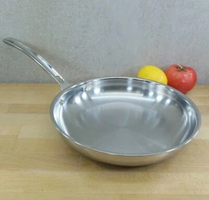 Viking 3 PLY 18/8 Stainless Steel 8" Frying Pan Aluminum Core Dishwasher Safe - Picture 1 of 3