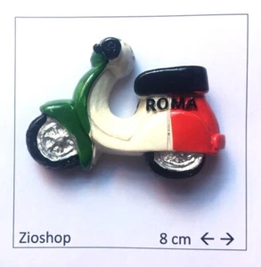 Posta Pro1 -  Calamita Magnete Frigo Fridge Magnets  ROMA- MOTORINO TRICOLORE - Foto 1 di 1