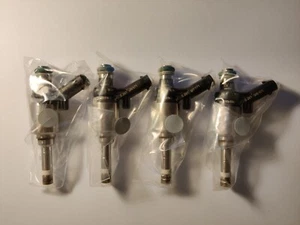 4x Original Audi A4 A6 VW Golf Passat 2.0 TFSI Injector 06H906036S - Picture 1 of 9