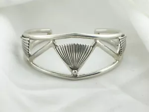Vintage Sterling Silver Native American Shell Cuff Bracelet Zuni .925 - Picture 1 of 11