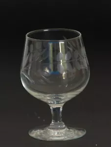 Resnificador de copa de vapor de vidrio corte brandy diseño floral URSS era soviética vintage años 70 - Imagen 1 de 4