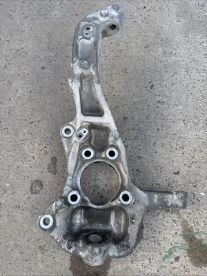 84453668 GM Driver Left Steering Knuckle Spindle for 2019-2024 Silverado Sierra - Image 1 of 2