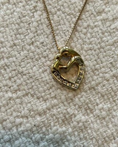 14K Gold Mother and Child With 1/4CTTW Diamond Pendant And 20” Chain. - Picture 1 of 7