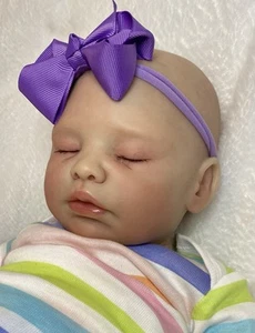 Bambola bambina rinata - Foto 1 di 16