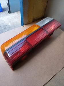 AUDI 80 78-86 RÜCKLEUCHTE LINKS ORIGINAL 811945227A - Bild 1 von 4