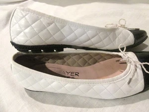 Paul Mayer Cozy White Quilted Cap Toe Ballet Flats w Black Patent Size 8 B - Picture 1 of 6