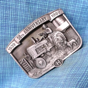 Farmall H Tractor Belt Buckle #LE 50 Year Commemorative Vtg 1989 IPSCo .GMP499 - Picture 1 of 10