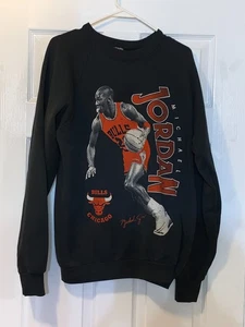 NBA CHICAGO BULLS VINTAGE MICHAEL JORDAN XL PULLOVER MADE IN USA - Bild 1 von 4
