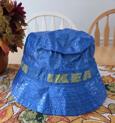 Sombrero de cubo azul Ikea Knorva sombrero de lluvia edición limitada hecho de bolsas recicladas NUEVO Foto 1 de 4
