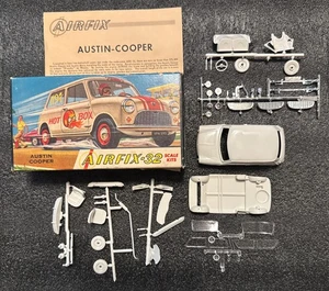 Airfix-32 Austin Cooper Series C5-50 Made In U.S.A. Maßstab 1:32 Komplettsatz - Bild 1 von 16