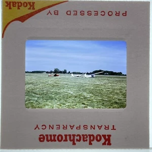 35mm Dia Vintage 60er Jahre Segelflugzeuge im Feld - Bild 1 von 2