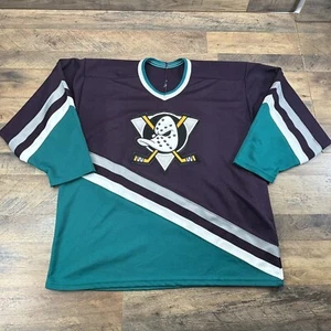 Camiseta deportiva de hockey de colección Anaheim Mighty Ducks X-Large CCM Disney púrpura en blanco años 90 SPOT - Imagen 1 de 12