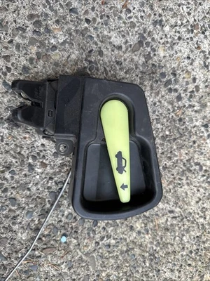 Cerradura de escotilla para puerta levadiza Honda Insight 2010 Foto 1 de 2