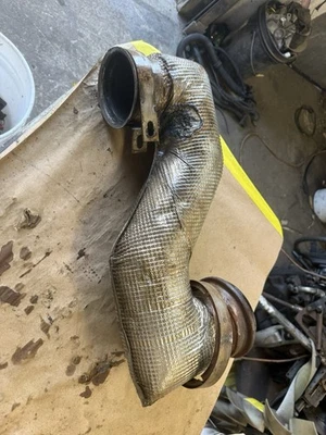 TUBO DE ESCAPE VOLVO VHD 18 19 20 21  Foto 1 de 3