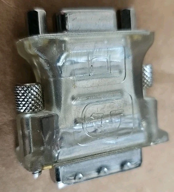  DVI-I to VGA Video Adapter  - Image 1 of 3