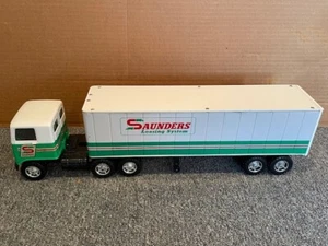 Saunders Leasing Systems COE Semi & Trailer - Picture 1 of 4